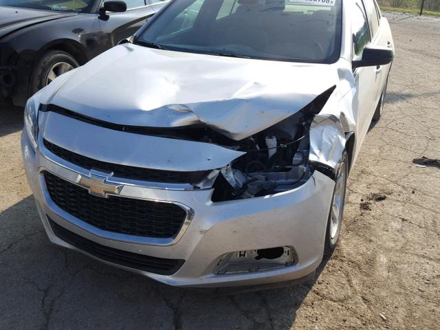 1G11B5SL3FF167485 - 2015 CHEVROLET MALIBU LS 银色 照片 9