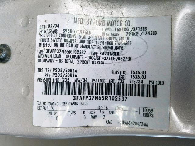 3FAFP37N65R102537 - 2005 FORD FOCUS ZX5 SILVER photo 10