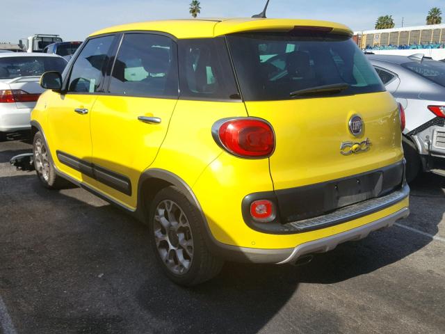 ZFBCFADH6EZ004724 - 2014 FIAT 500L TREKK YELLOW photo 3