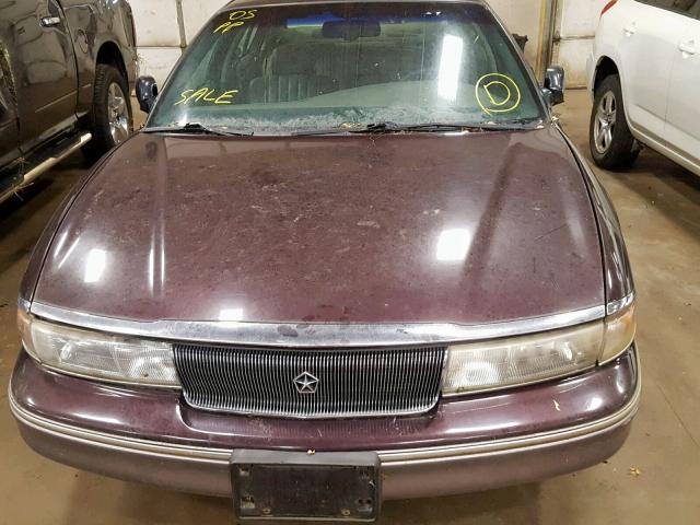 2C3ED46F6RH260963 - 1994 CHRYSLER NEW YORKER BURGUNDY photo 9