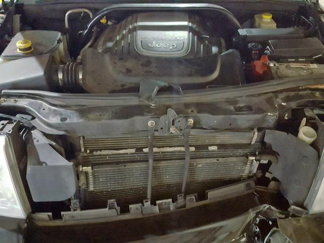 1J8HG58206C365554 - 2006 JEEP COMMANDER BLACK photo 7