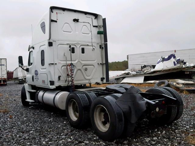 1FUJGLBG8DLBZ7401 - 2013 FREIGHTLINER CASCADIA 1 WHITE photo 3