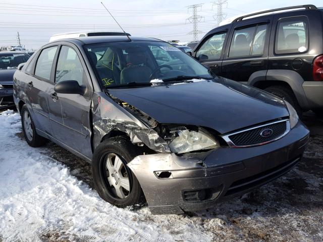 1FAFP34N45W232625 - 2005 FORD FOCUS ZX4 GRAY photo 1