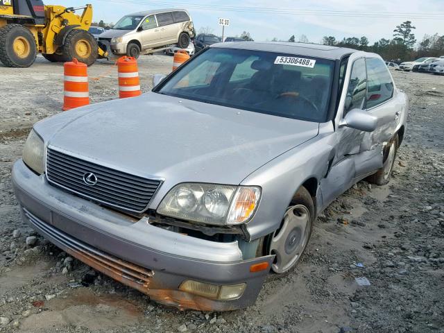 JT8BH28F9X0156035 - 1999 LEXUS LS 400 SILVER photo 2