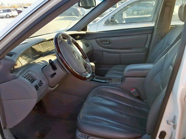 4T1BF28B94U382788 - 2004 TOYOTA AVALON XL WHITE photo 5