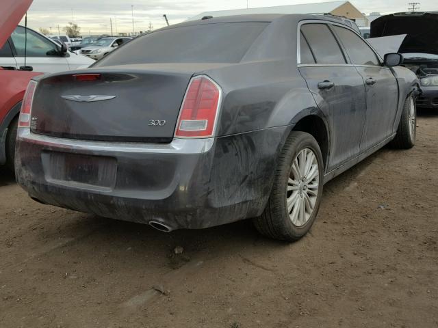 2C3CCARG4EH211820 - 2014 CHRYSLER 300 GRAY photo 4