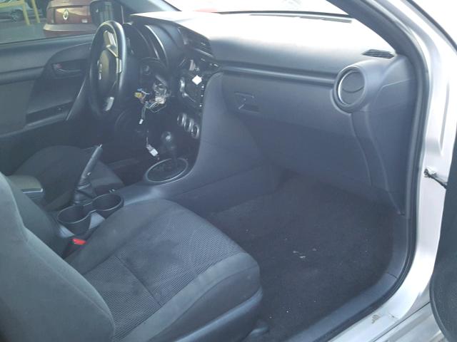 JTKJF5C74B3020206 - 2011 TOYOTA SCION TC SILVER photo 5