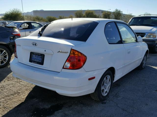 KMHCG35C43U270693 - 2003 HYUNDAI ACCENT GL WHITE photo 4