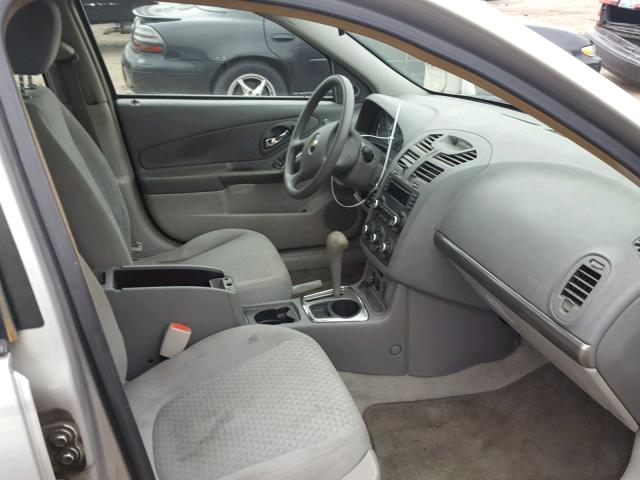 1G1ZT61826F112545 - 2006 CHEVROLET MALIBU MAX ვერცხლისფერი ფოტო 6