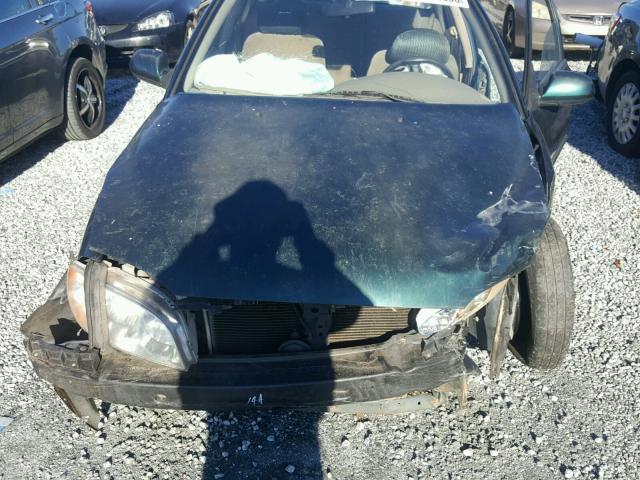 KNAFB121825118171 - 2002 KIA SPECTRA BA GREEN photo 7