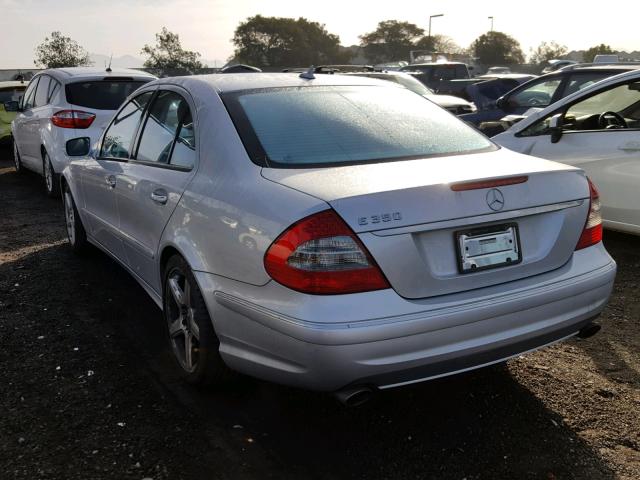 WDBUF56X49B391705 - 2009 MERCEDES-BENZ E 350 SILVER photo 3