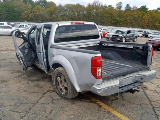 1N6AD07U87C456576 - 2007 NISSAN FRONTIER C SILVER photo 3