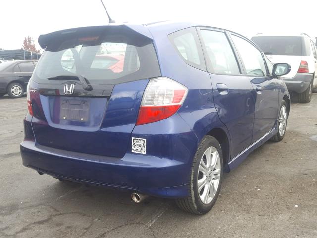 JHMGE8H55BC013339 - 2011 HONDA FIT SPORT BLUE photo 4