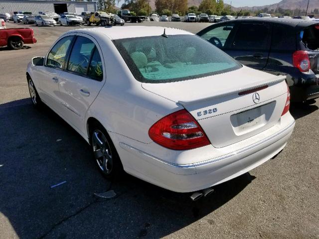 WDBUF65J83A115561 - 2003 MERCEDES-BENZ E 320 WHITE photo 3