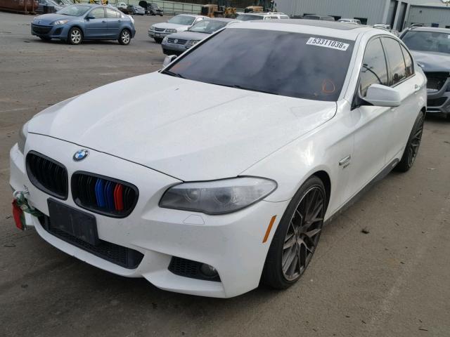 WBAFU9C51BC786173 - 2011 BMW 550 XI WHITE photo 2