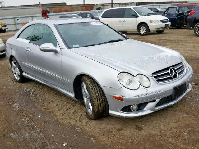 WDBTJ72H28F244794 - 2008 MERCEDES-BENZ CLK 550 SILVER photo 1