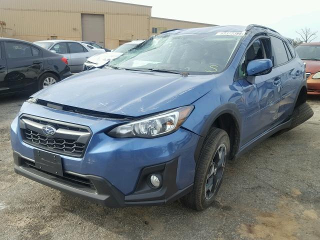 JF2GTABC7JH331018 - 2018 SUBARU CROSSTREK BLUE photo 2