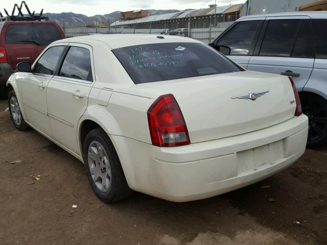 2C3KA43R97H808218 - 2007 CHRYSLER 300 CREAM photo 3