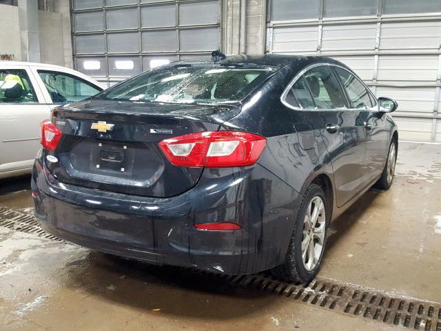 1G1BF5SM3H7185385 - 2017 CHEVROLET CRUZE PREM BLACK photo 4