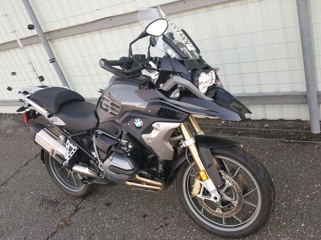 WB10A6102HZ655635 - 2017 BMW R1200 GS BROWN photo 1