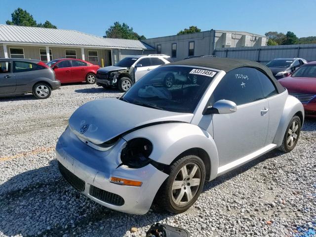 3VWPF31Y16M321163 - 2006 VOLKSWAGEN NEW BEETLE 银色 照片 2