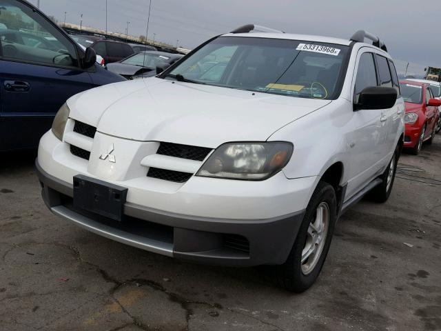 JA4LZ31G93U045882 - 2003 MITSUBISHI OUTLANDER WHITE photo 2