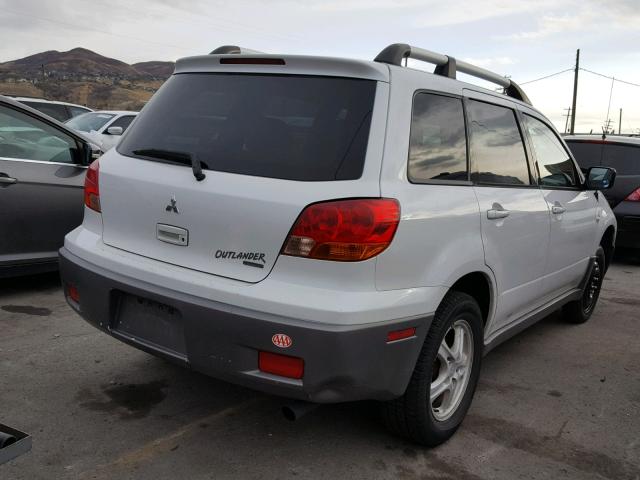 JA4LZ31G93U045882 - 2003 MITSUBISHI OUTLANDER WHITE photo 4