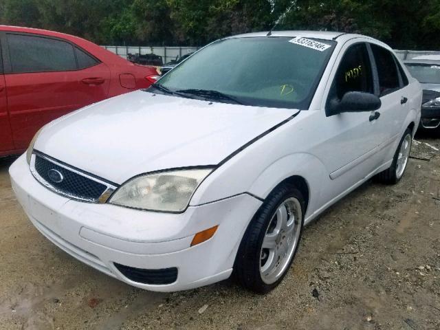 1FAFP34N27W236191 - 2007 FORD FOCUS ZX4 WHITE photo 2