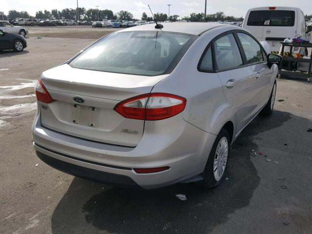 3FADP4AJ3FM148778 - 2015 FORD FIESTA S SILVER photo 4