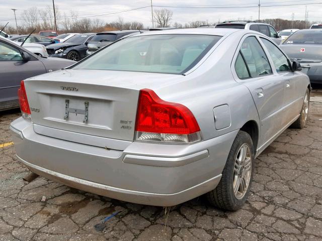 YV1RH592652484201 - 2005 VOLVO S60 2.5T SILVER photo 4