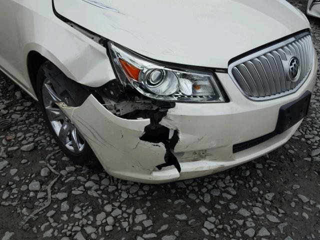 1G4GD5ED7BF133877 - 2011 BUICK LACROSSE C WHITE photo 9