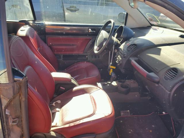 3VWCM31Y45M351938 - 2005 VOLKSWAGEN NEW BEETLE GRAY photo 5