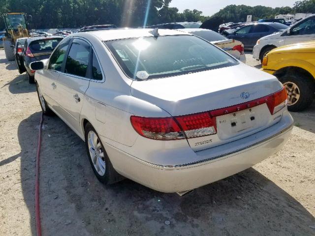 KMHFC46F46A131306 - 2006 HYUNDAI AZERA SE WHITE photo 3