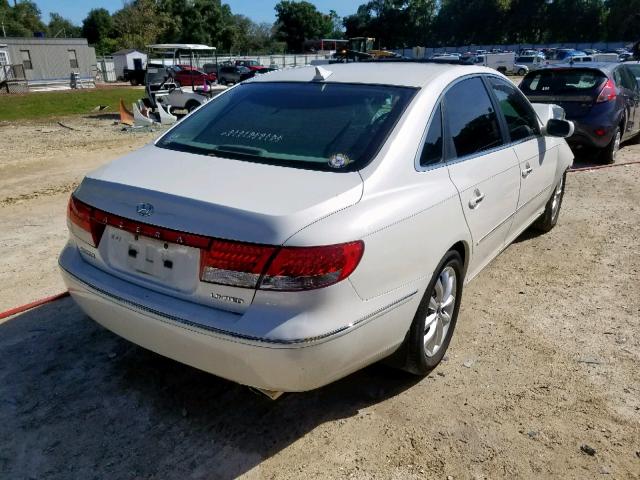 KMHFC46F46A131306 - 2006 HYUNDAI AZERA SE WHITE photo 4