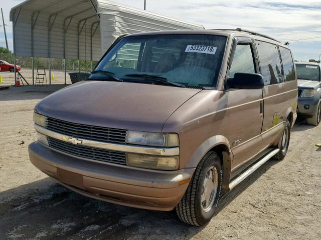 1GNDM19W5YB154665 - 2000 CHEVROLET ASTRO GOLD photo 2