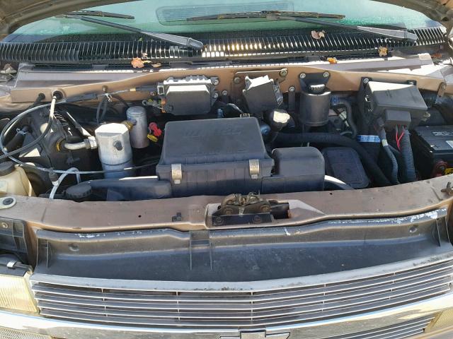 1GNDM19W5YB154665 - 2000 CHEVROLET ASTRO GOLD photo 7