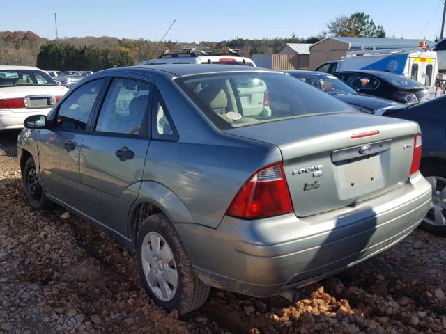 1FAFP34N76W184832 - 2006 FORD FOCUS ZX4 GREEN photo 3