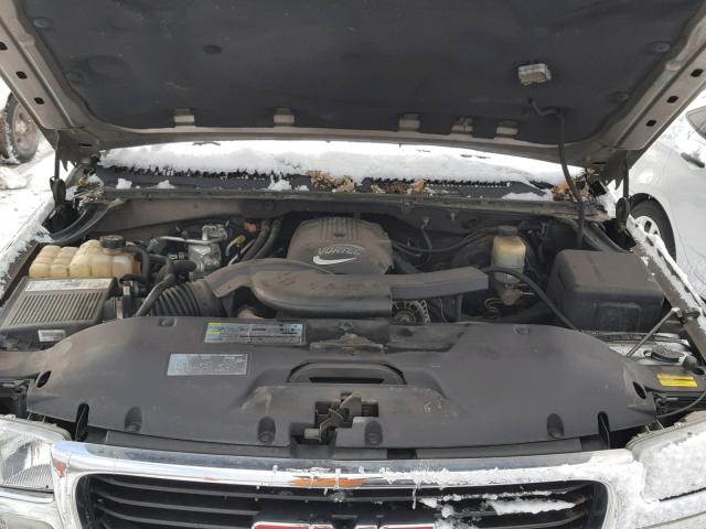 1GKEK13Z82J118394 - 2002 GMC YUKON TAN photo 7