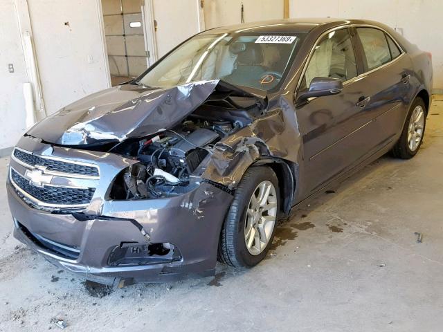 1G11C5SA1DF284779 - 2013 CHEVROLET MALIBU 1LT 灰色 照片 2
