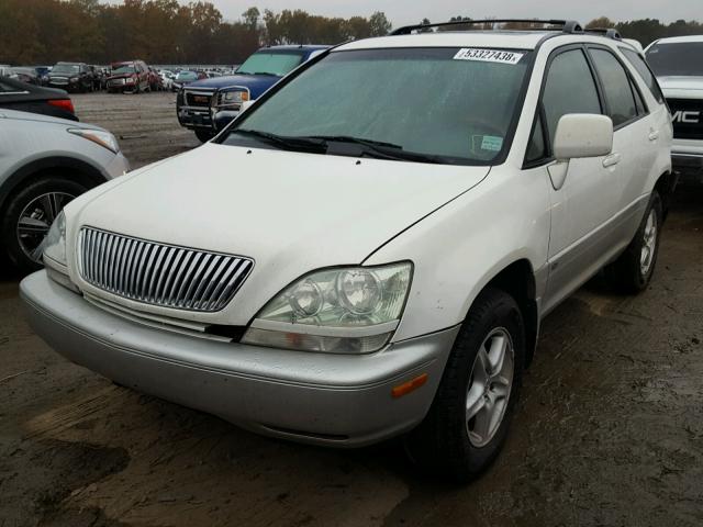 JTJHF10U820254517 - 2002 LEXUS RX 300 WHITE photo 2