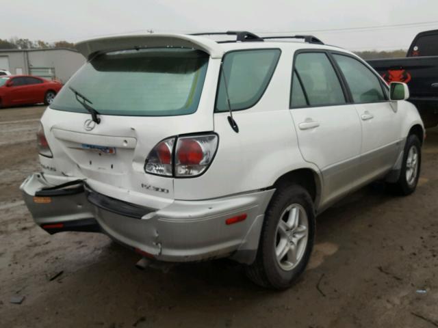 JTJHF10U820254517 - 2002 LEXUS RX 300 WHITE photo 4