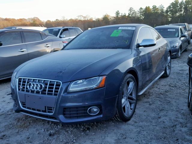 WAUVVAFRXBA045475 - 2011 AUDI S5 PRESTIG GRAY photo 2