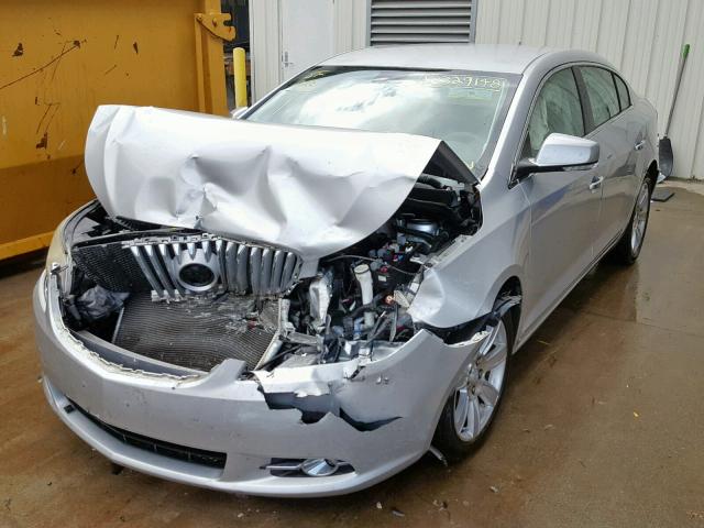 1G4GC5EG8AF125220 - 2010 BUICK LACROSSE C SILVER photo 2