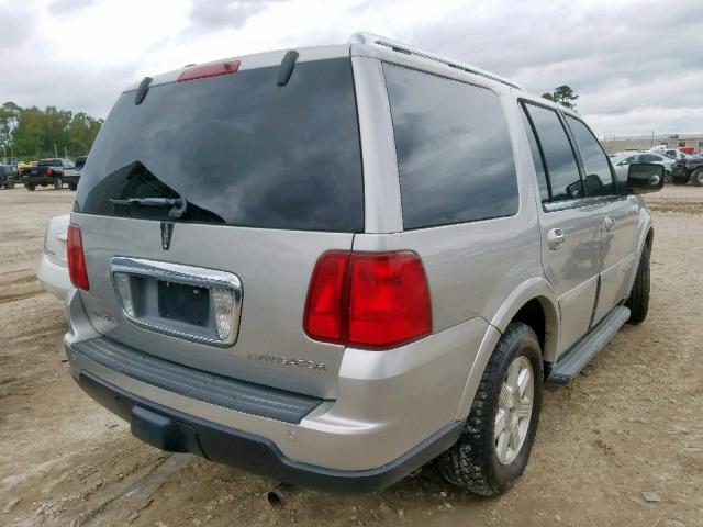 5LMFU28585LJ02333 - 2005 LINCOLN NAVIGATOR SILVER photo 4