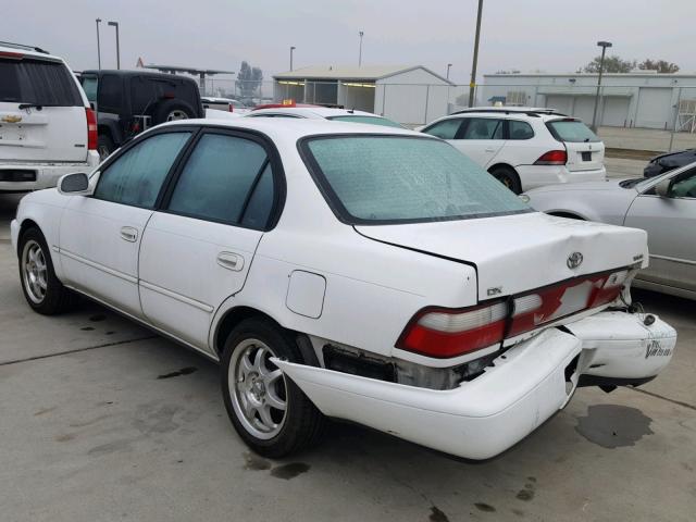 1NXBB02E1VZ557930 - 1997 TOYOTA COROLLA DX WHITE photo 3