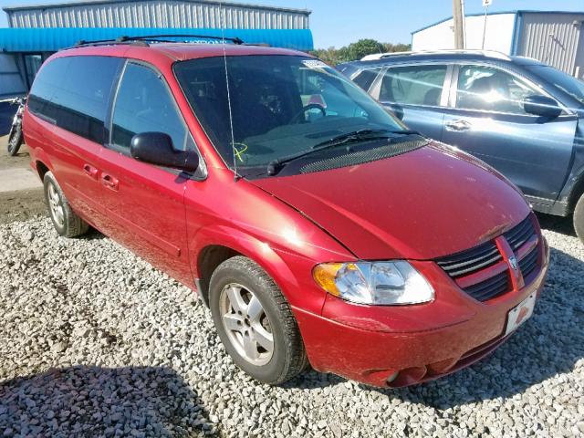 2D4GP44L55R174717 - 2005 DODGE GRAND CARA RED photo 1