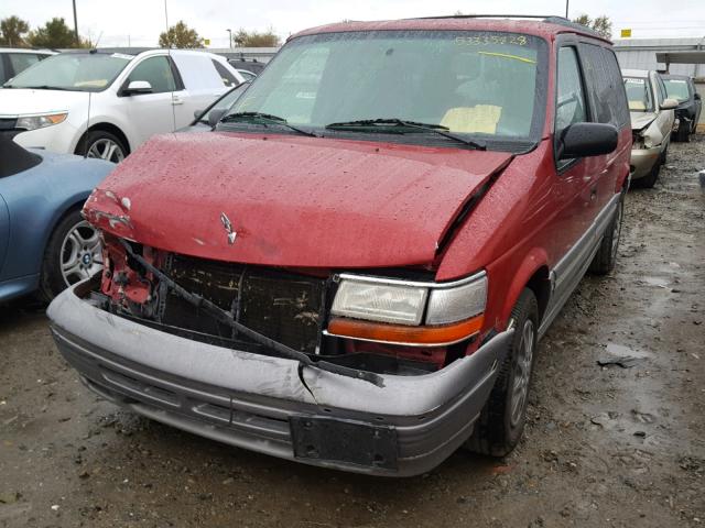 2P4GH5534RR648446 - 1994 PLYMOUTH VOYAGER LE RED photo 2