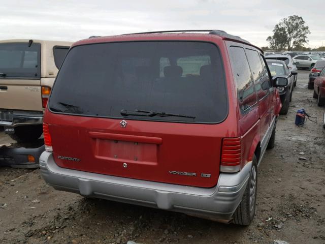 2P4GH5534RR648446 - 1994 PLYMOUTH VOYAGER LE RED photo 4
