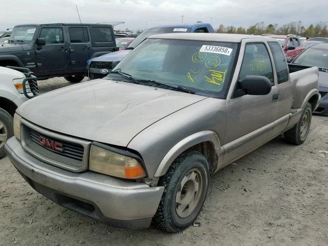 1GTCS1948W8545599 - 1998 GMC SONOMA GOLD photo 2