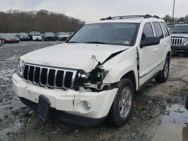 1J8HR58216C311867 - 2006 JEEP GRAND CHER WHITE photo 2